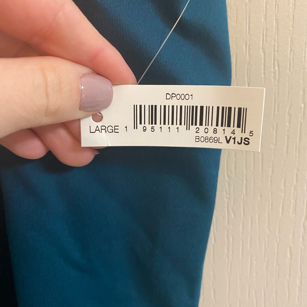 NWT Core 10 L Hunter Green Leggings - Picture 2 of 4